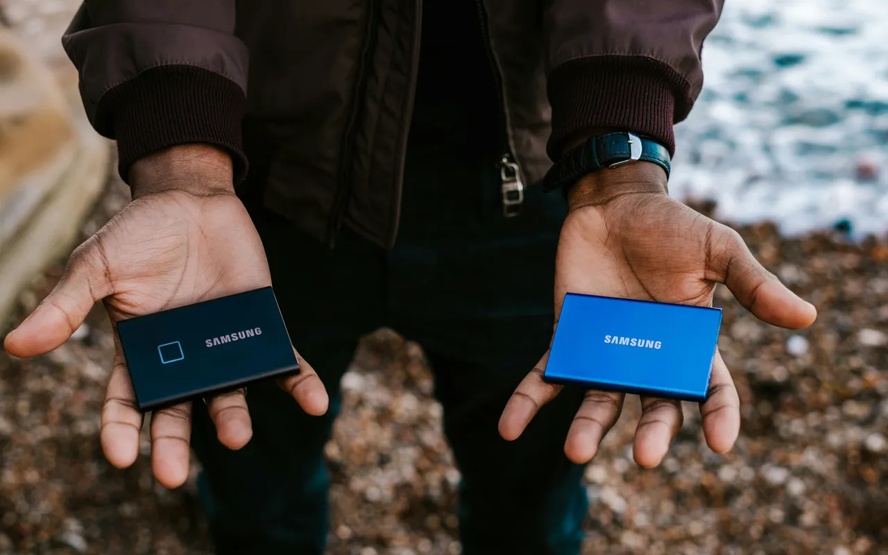 Batterie externe pour smartphone : non, une grande capacité n'est pas toujours la meilleure idée — Comment choisir entre deux modèles de capacité proche