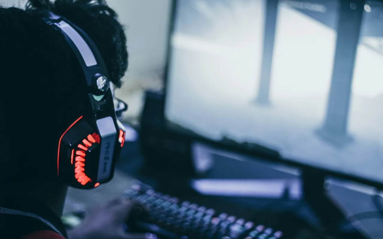 Un casque sans fil gaming PC à latence faible, est-ce vraiment possible sans compromis ?