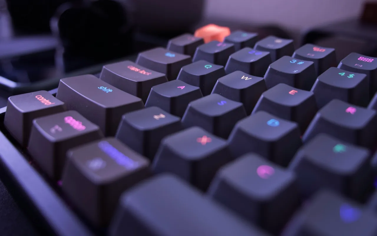 Clavier mécanique pour programmeur : 4 profils pour trancher entre productivité et bruit — Vous cherchez la productivité maximale sans vous soucier du type de switch