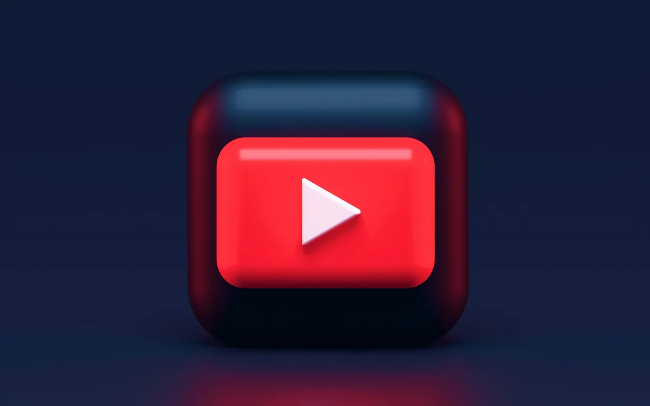Automatiser sa chaîne YouTube avec l'IA : comparer les outils qui génèrent vraiment du contenu — Ce que YouTube dit sur les contenus générés par IA
