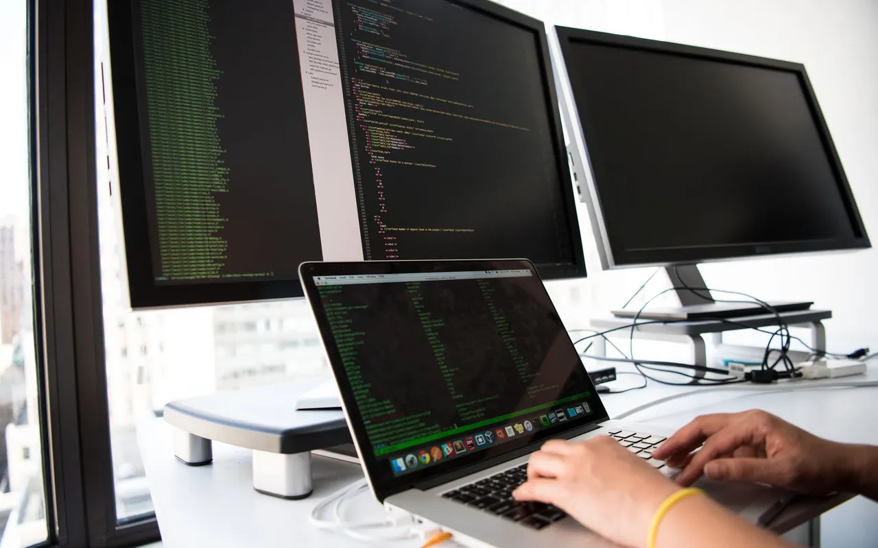 IA générative pour écriture de code : le comparatif 2026 des outils qui comptent vraiment
