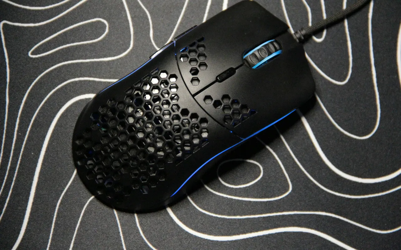 Souris sans fil ou filaire pour le travail : la filaire reste sous-estimée