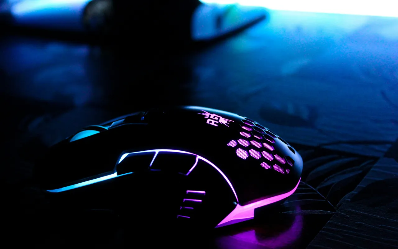 5 critères pour bien choisir sa souris gaming sans fil entre ergonomie et performance